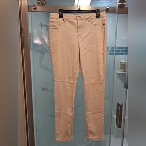 Women's Cream Skinny Jeans Pull Ons Never Worn